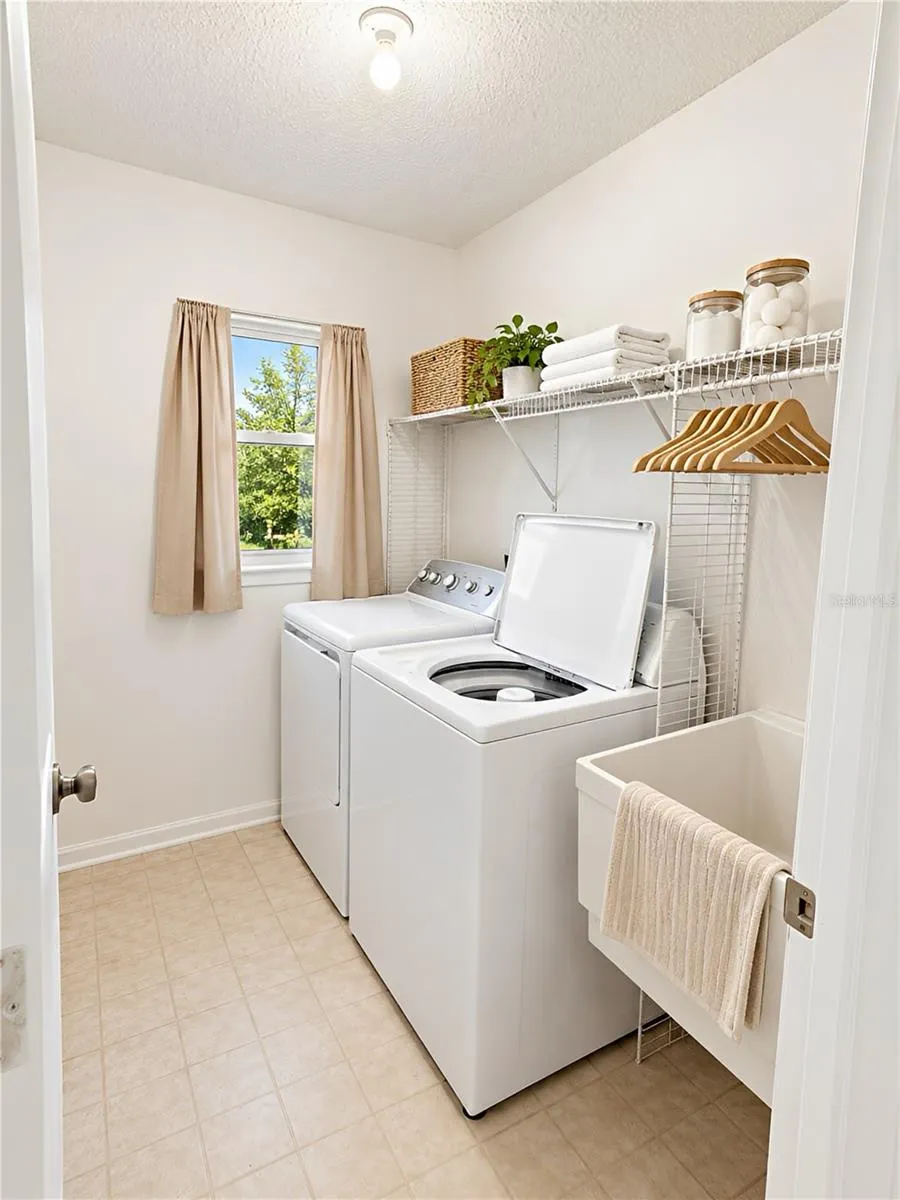 4227 CONRAD ROAD Venice, FL 34293