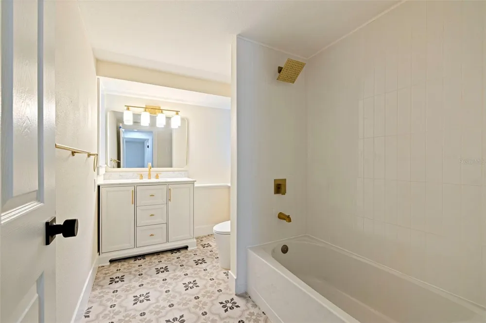 1671 CASTLEWOOD LANE Palm Harbor, FL 34683