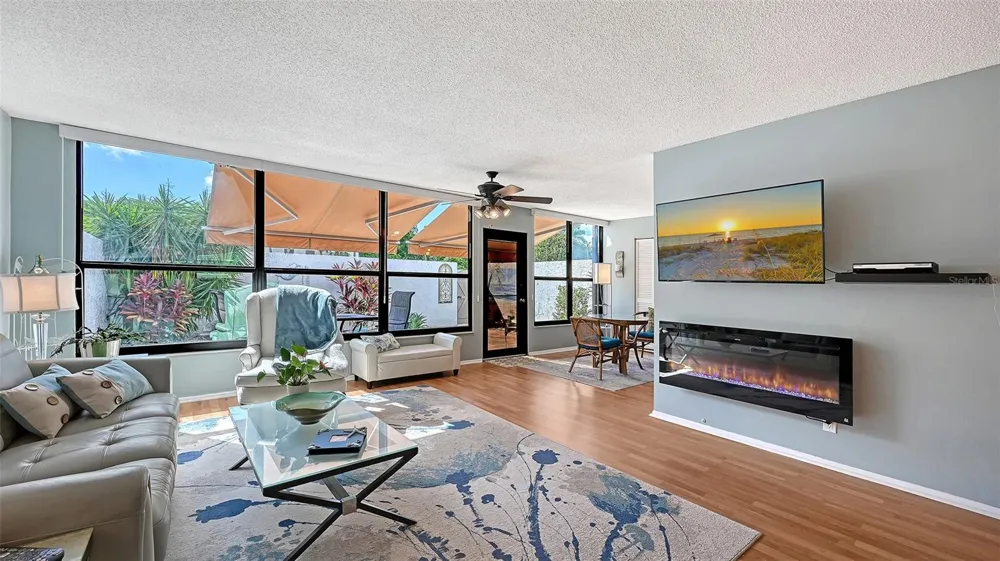 666 WOODLAWN DRIVE #666 Bradenton, FL 34210
