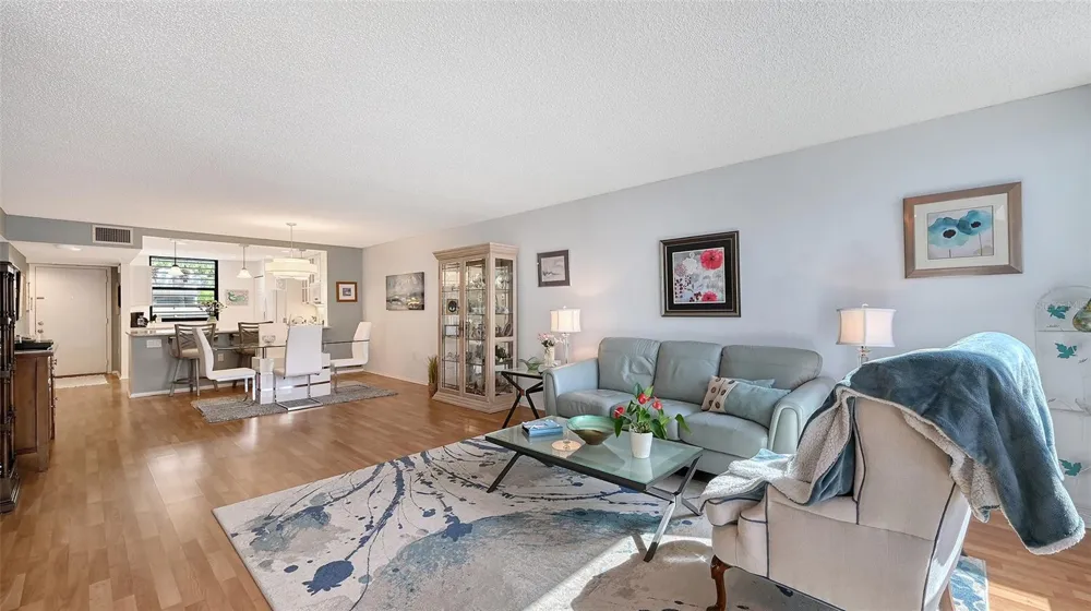 666 WOODLAWN DRIVE #666 Bradenton, FL 34210