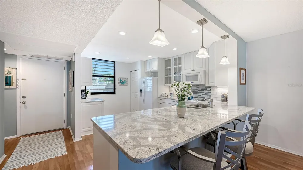 666 WOODLAWN DRIVE #666 Bradenton, FL 34210