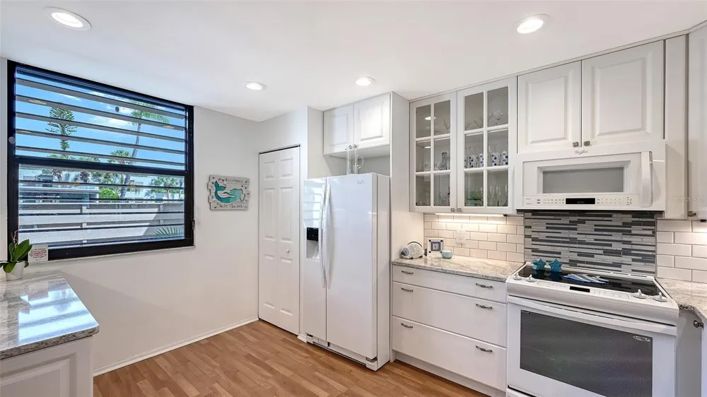 666 WOODLAWN DRIVE #666 Bradenton, FL 34210