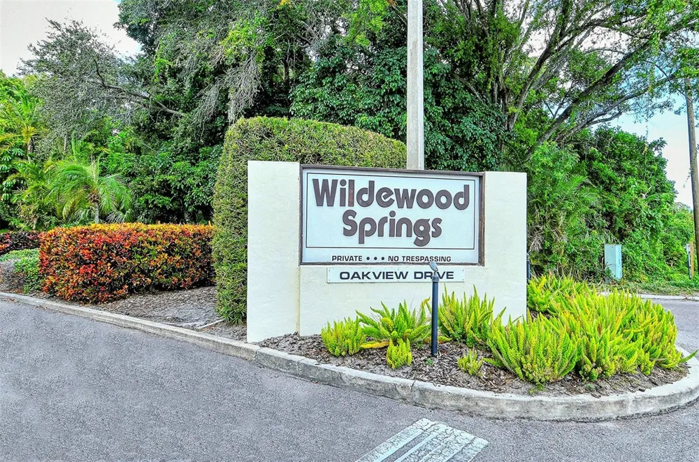 666 WOODLAWN DRIVE #666 Bradenton, FL 34210