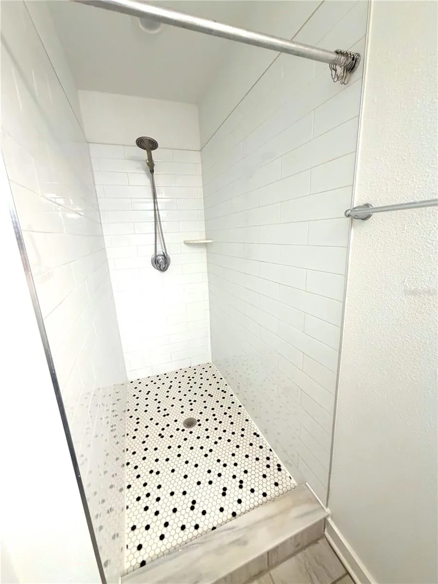 4201 W GRAY STREET #1 Tampa, FL 33609