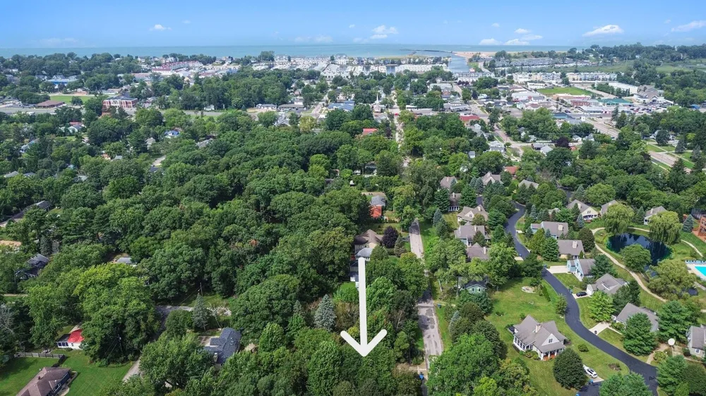 308 S Barker Street New Buffalo City, MI 49117