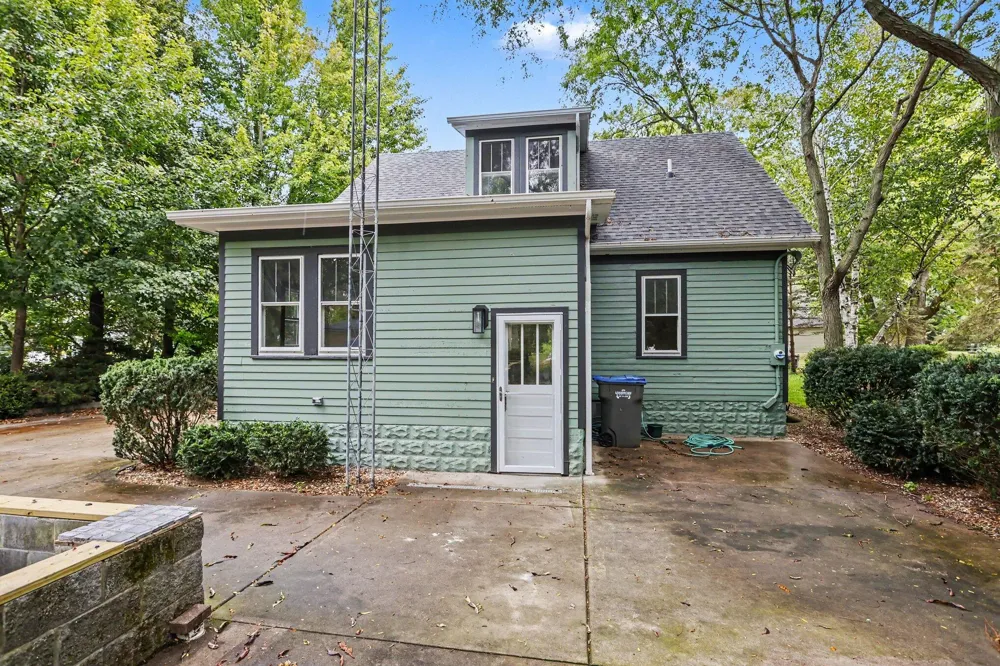 308 S Barker Street New Buffalo City, MI 49117