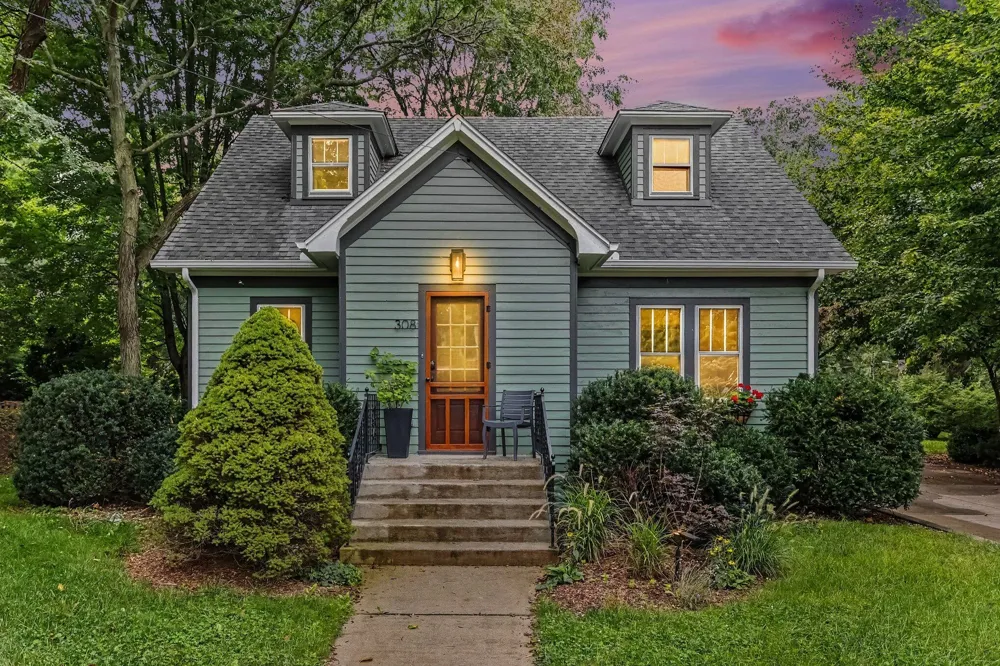 308 S Barker Street New Buffalo City, MI 49117