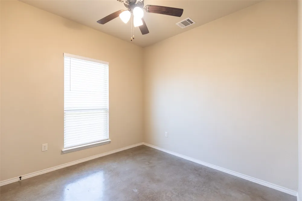 271 Joanne Loop Loop #B Buda, TX 78610