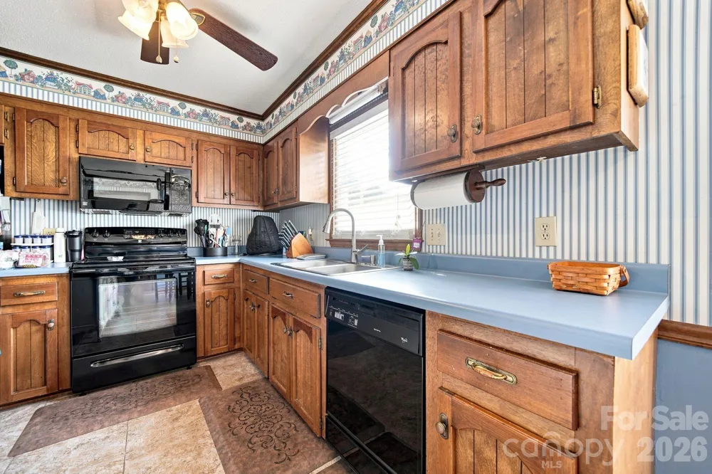 2325 Winterfield Drive Gastonia, NC 28056