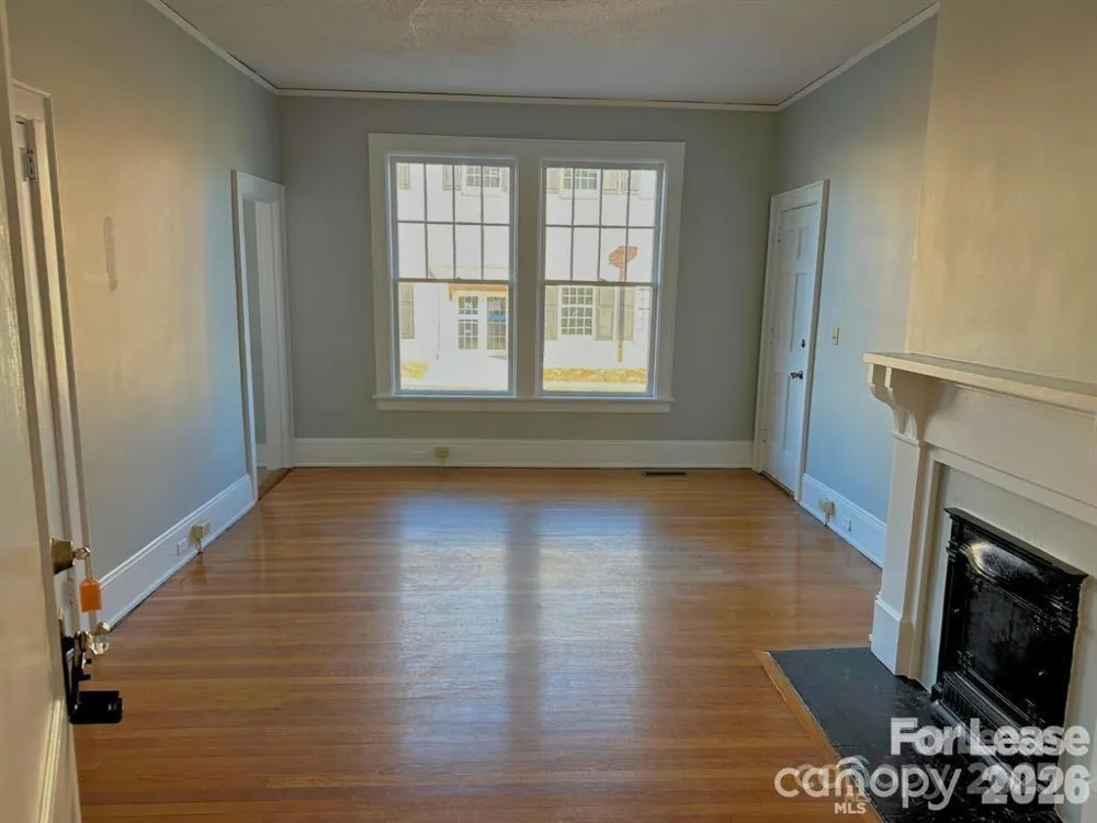 417 E Main Street #101 Lincolnton, NC 28092