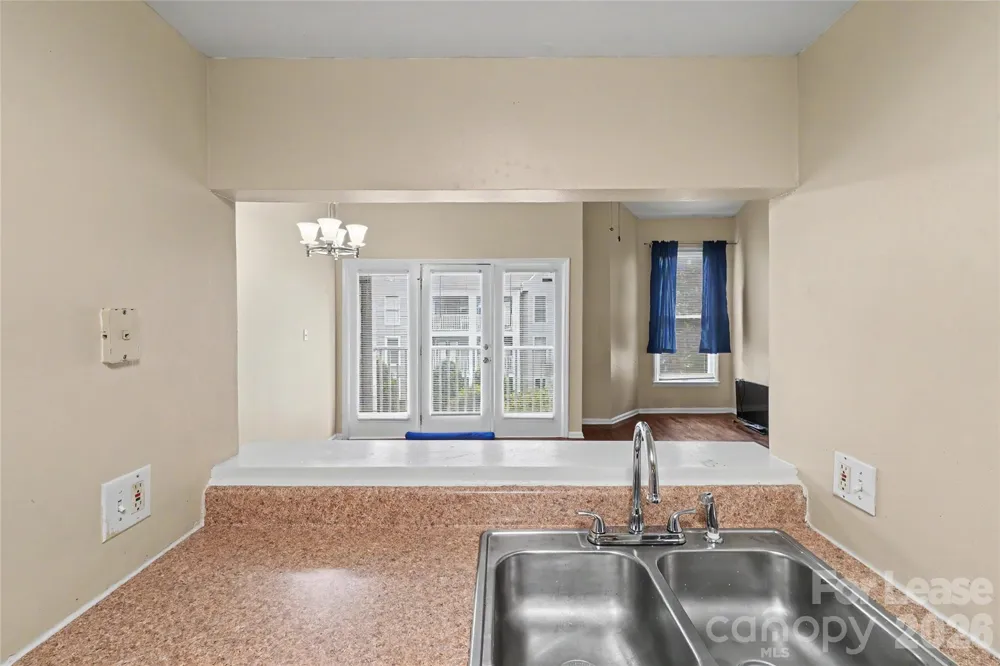 244 S Cedar Street #5 Charlotte, NC 28202