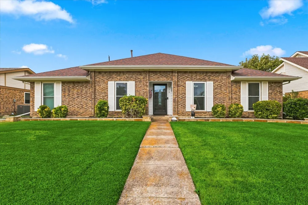 914 Reno Street Lewisville, TX 75077
