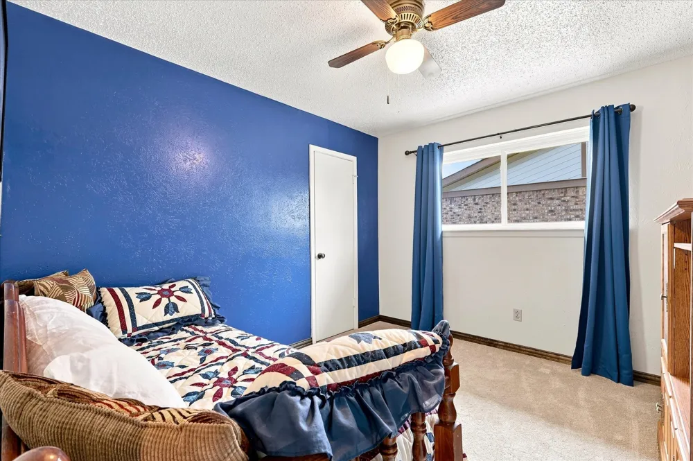 914 Reno Street Lewisville, TX 75077