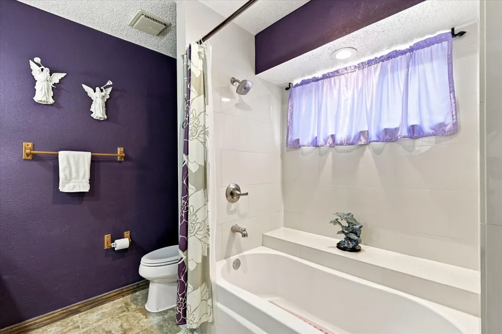 914 Reno Street Lewisville, TX 75077