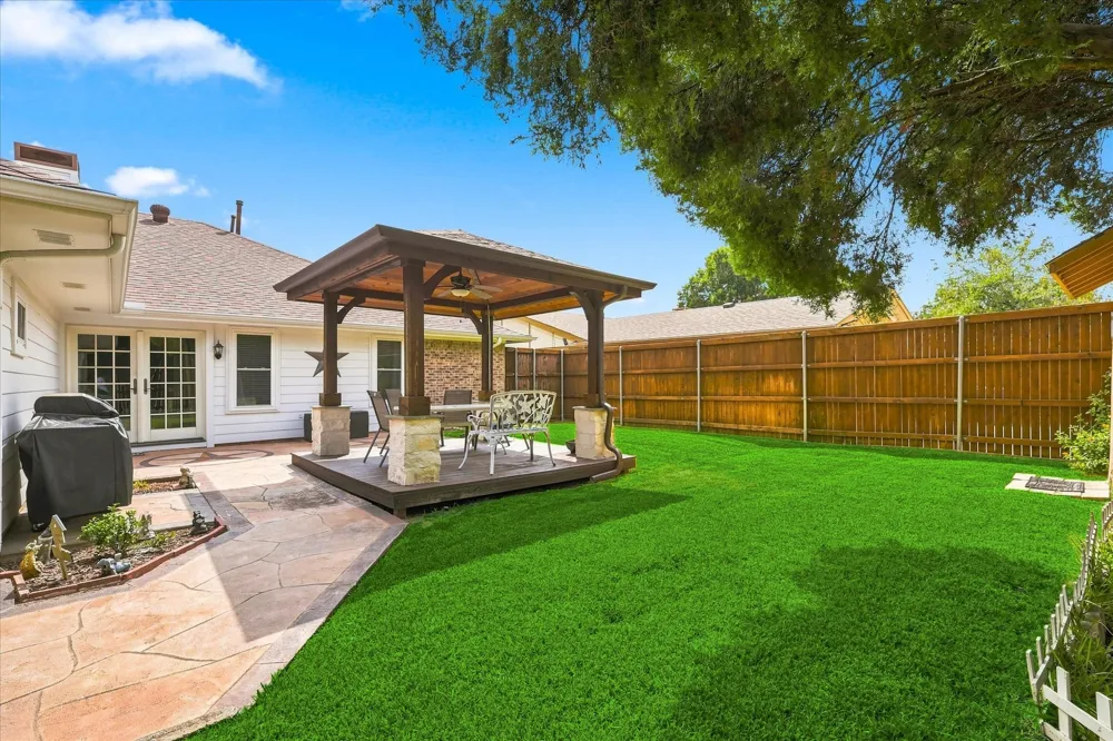 914 Reno Street Lewisville, TX 75077