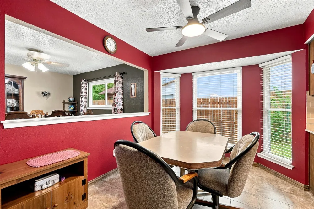 914 Reno Street Lewisville, TX 75077