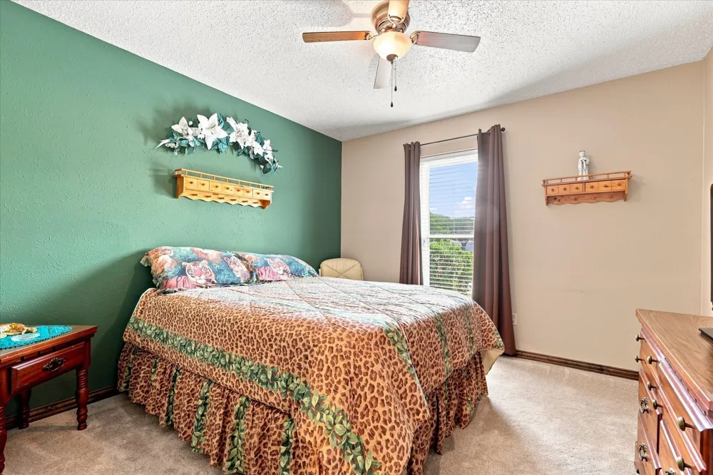 914 Reno Street Lewisville, TX 75077