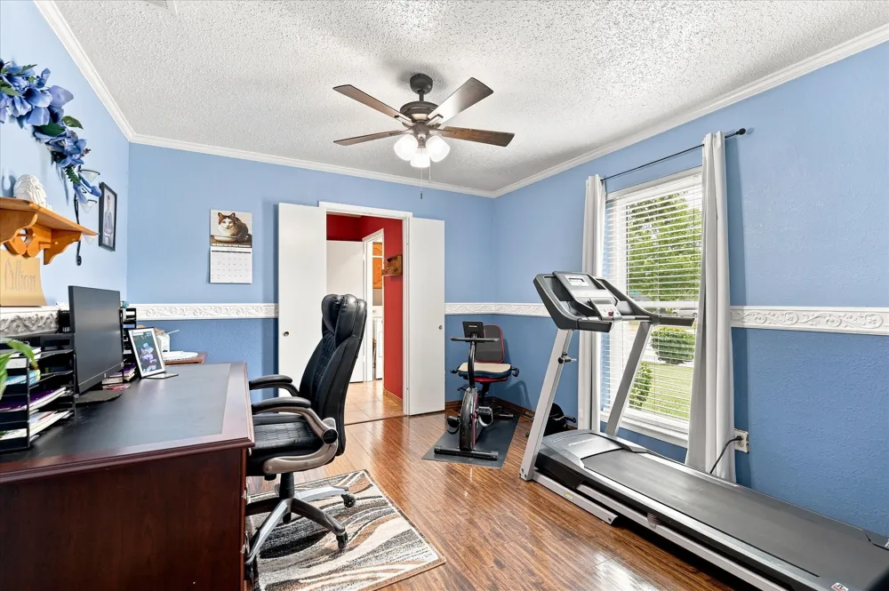 914 Reno Street Lewisville, TX 75077