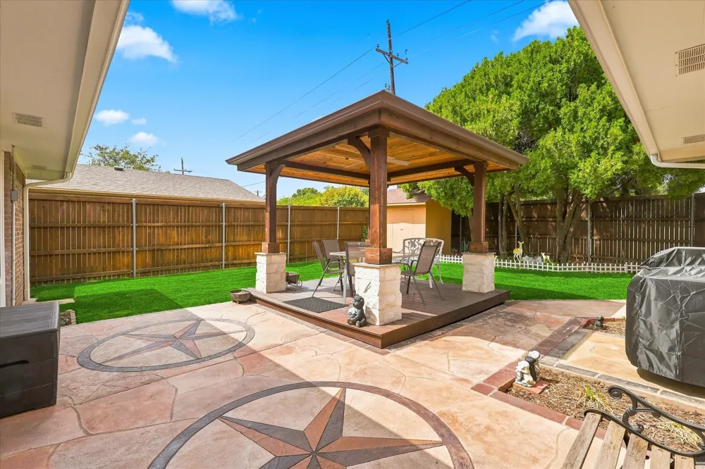 914 Reno Street Lewisville, TX 75077