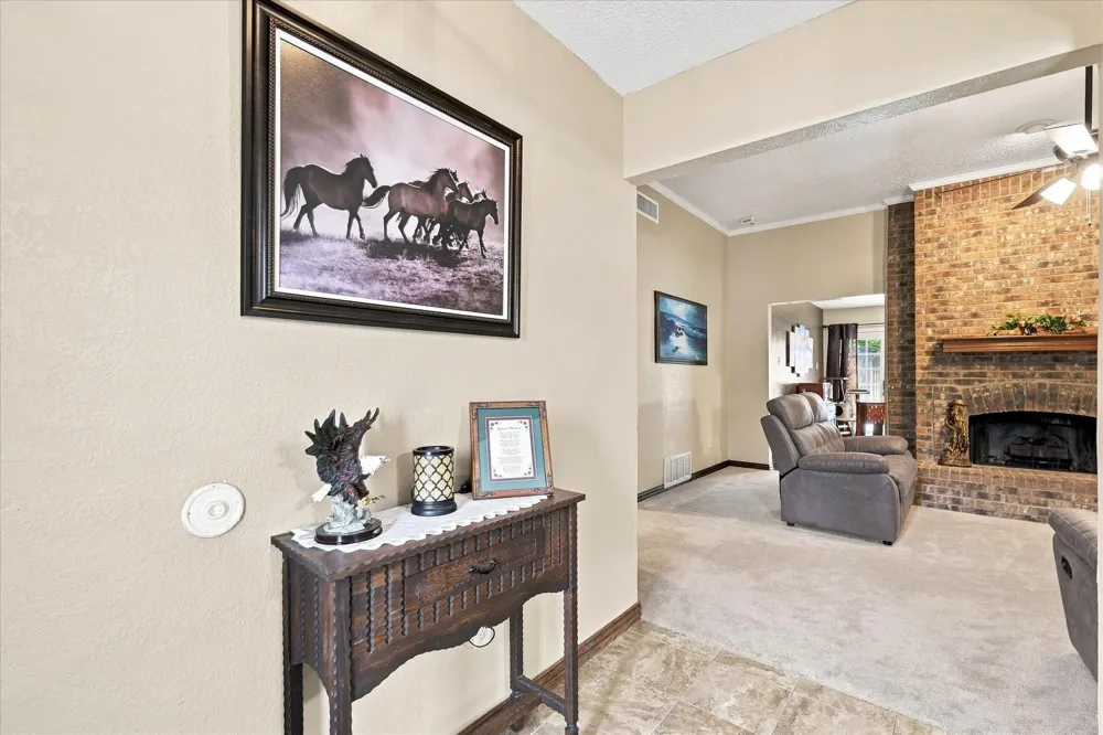 914 Reno Street Lewisville, TX 75077