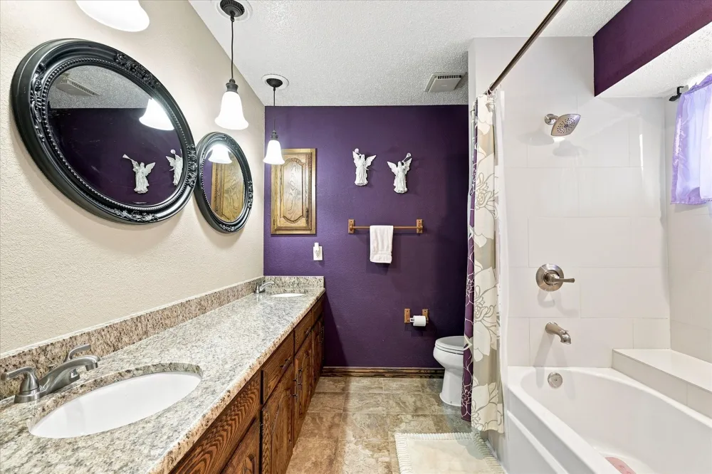 914 Reno Street Lewisville, TX 75077