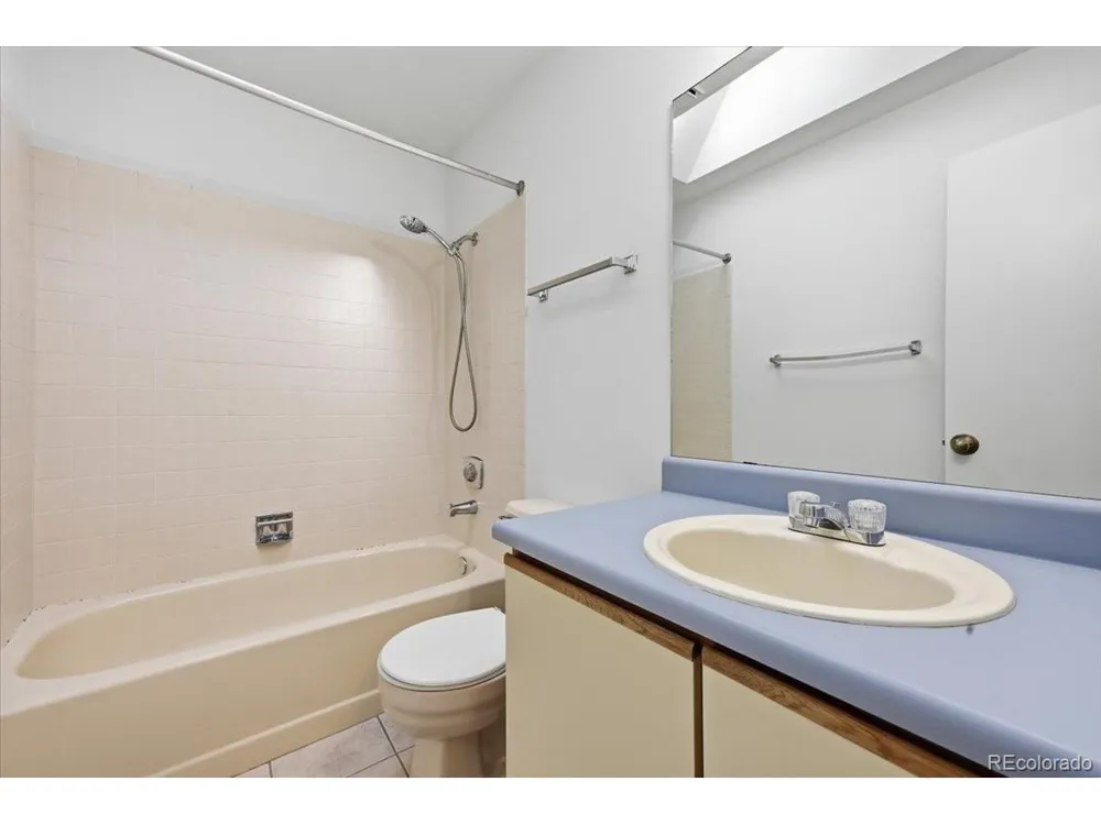 1519 Sausalito Drive Colorado Springs, CO 80907
