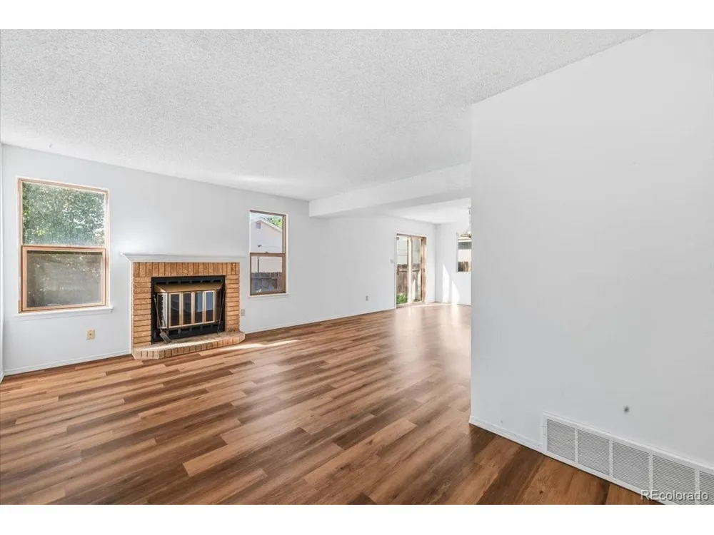 1519 Sausalito Drive Colorado Springs, CO 80907