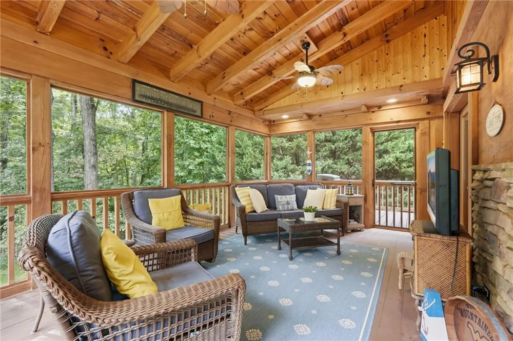 3056 Clear Cove Way Gainesville, GA 30506