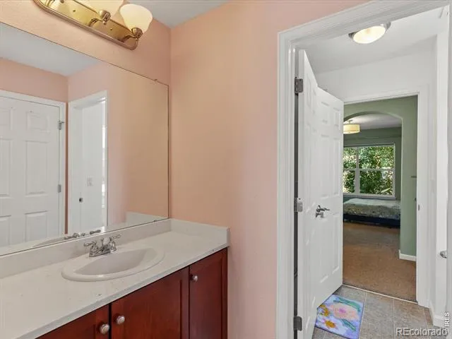 2215 Creekside Drive Longmont, CO 80504