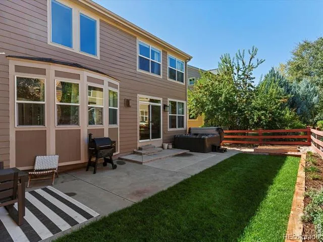2215 Creekside Drive Longmont, CO 80504