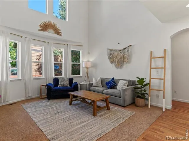 2215 Creekside Drive Longmont, CO 80504