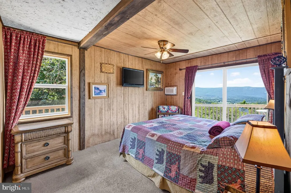 631 OVERLOOK DRIVE Rileyville, VA 22650