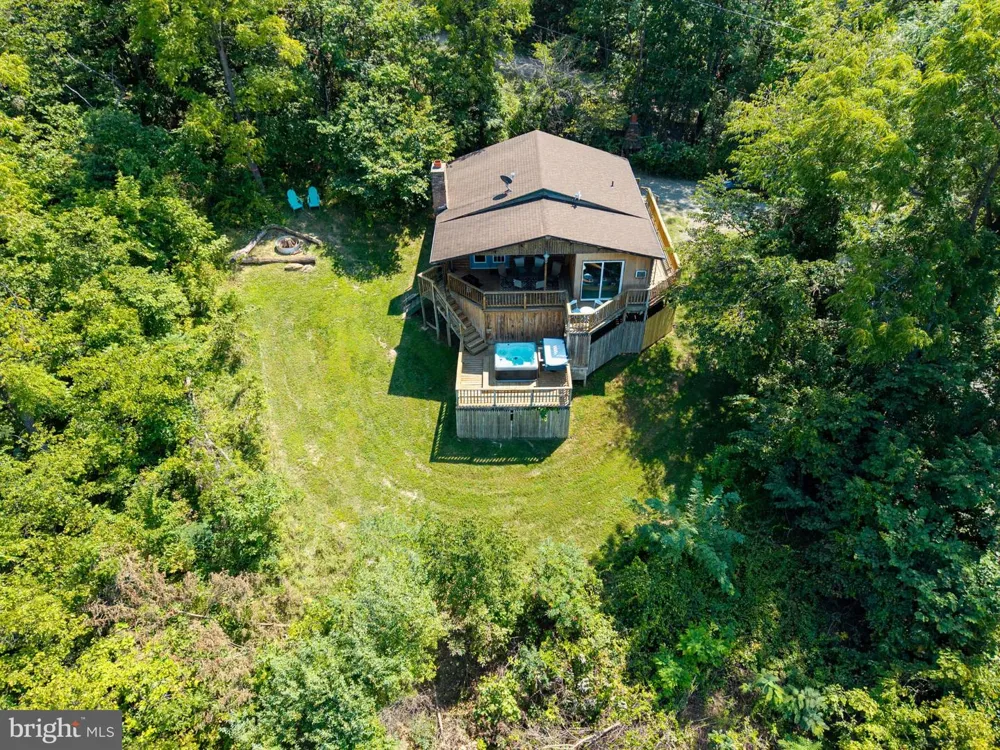 631 OVERLOOK DRIVE Rileyville, VA 22650