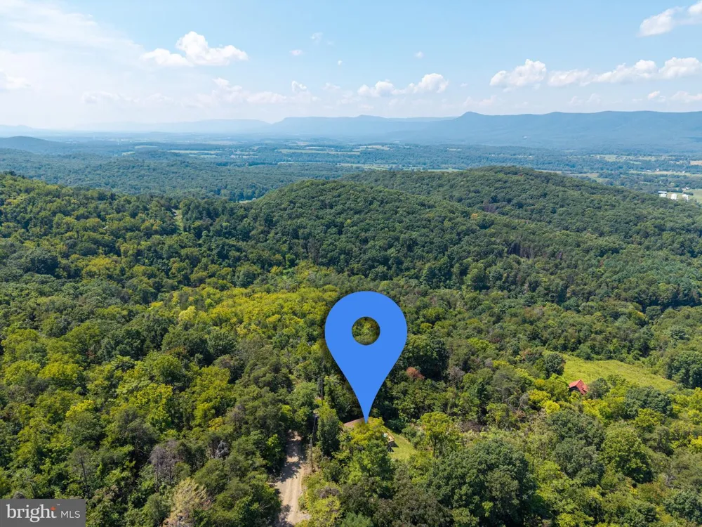 631 OVERLOOK DRIVE Rileyville, VA 22650