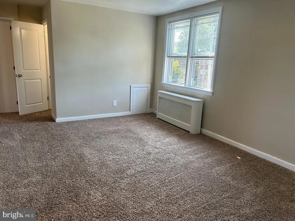 613 BROADWAY #B-SECOND FLOOR Westville, NJ 08093