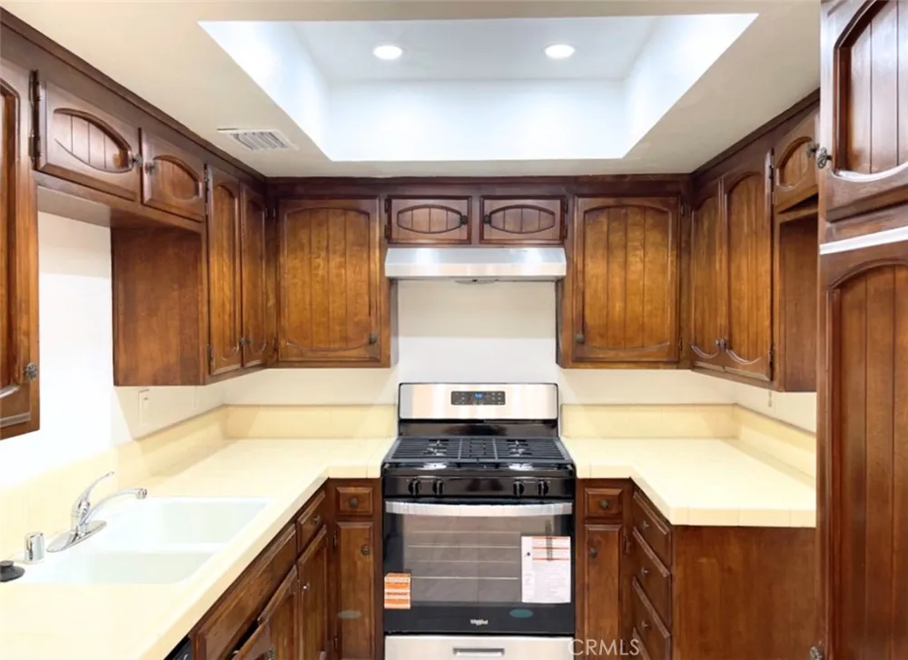 1637 Verdugo Road Glendale, CA 91208