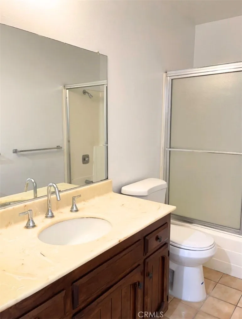 1637 Verdugo Road Glendale, CA 91208