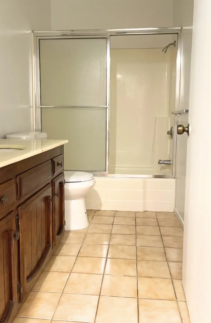 1637 Verdugo Road Glendale, CA 91208