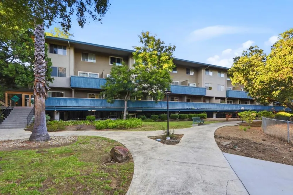 7100 Rainbow Drive #33 San Jose, CA 95129