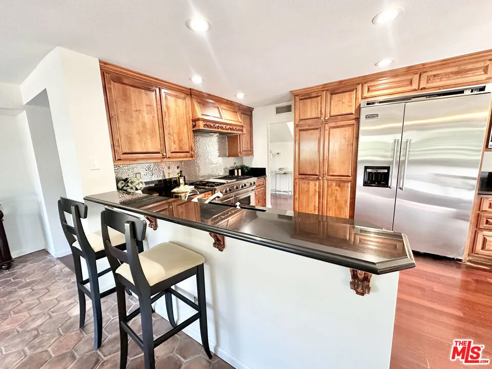 12419 Willow Hill Drive Moorpark, CA 93021