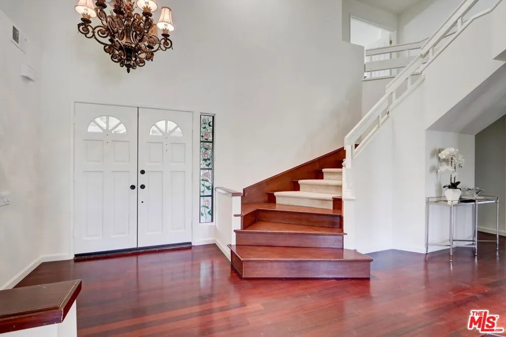 12419 Willow Hill Drive Moorpark, CA 93021