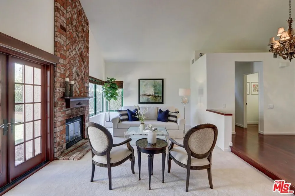 12419 Willow Hill Drive Moorpark, CA 93021