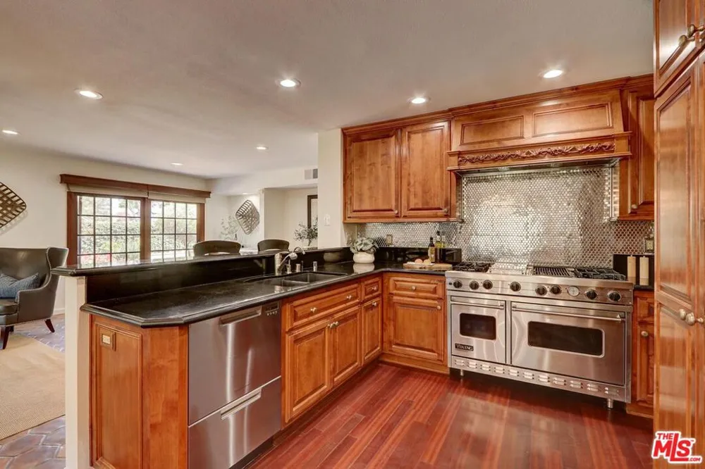 12419 Willow Hill Drive Moorpark, CA 93021