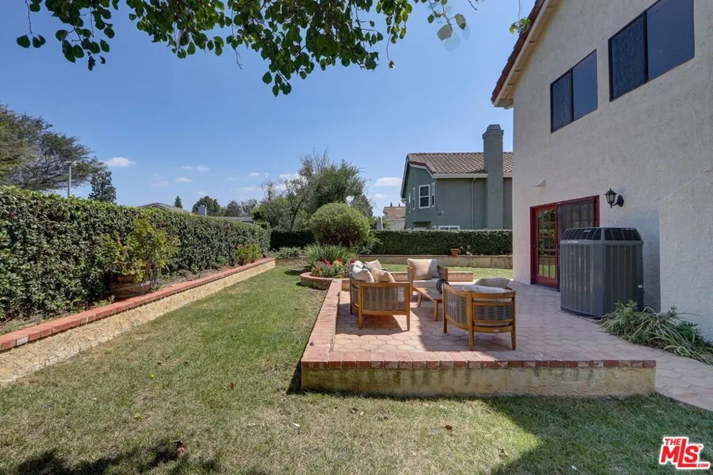 12419 Willow Hill Drive Moorpark, CA 93021