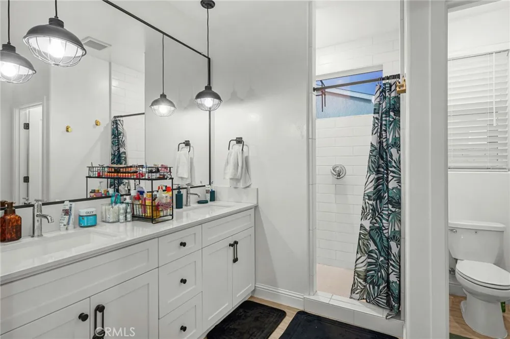 3204 Blue Creek Shafter, CA 93263