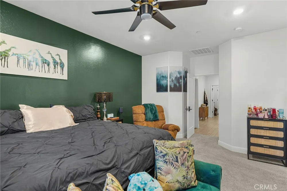 3204 Blue Creek Shafter, CA 93263