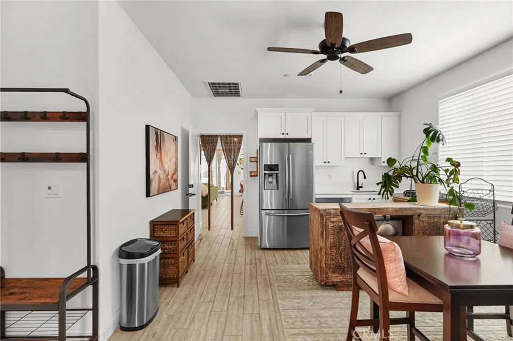 3204 Blue Creek Shafter, CA 93263