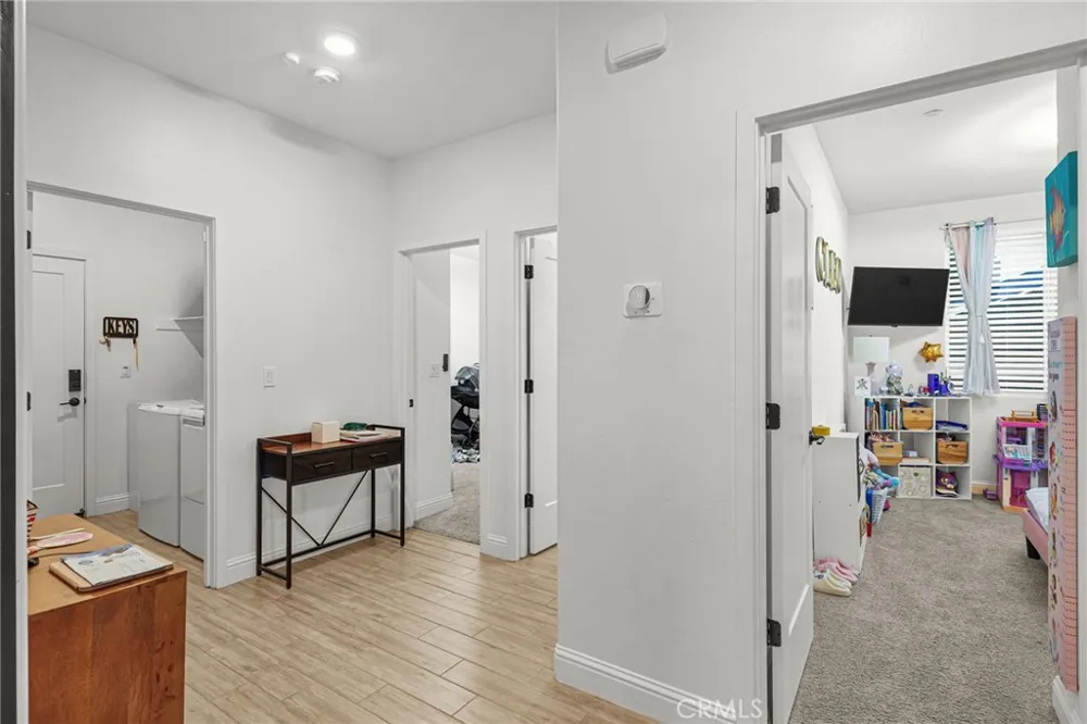 3204 Blue Creek Shafter, CA 93263