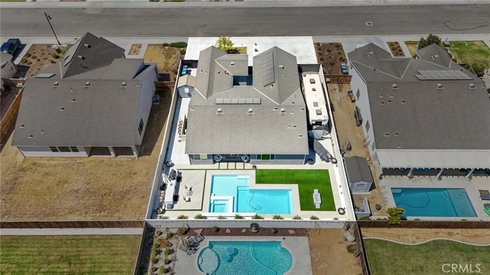 3204 Blue Creek Shafter, CA 93263