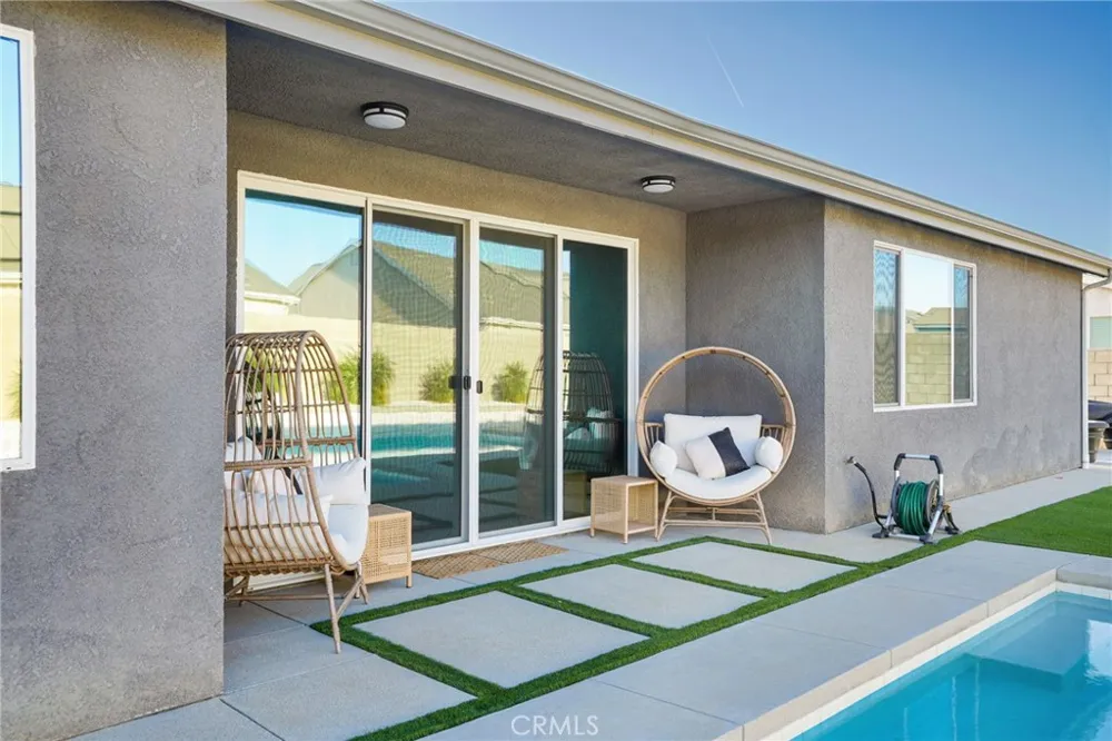 3204 Blue Creek Shafter, CA 93263
